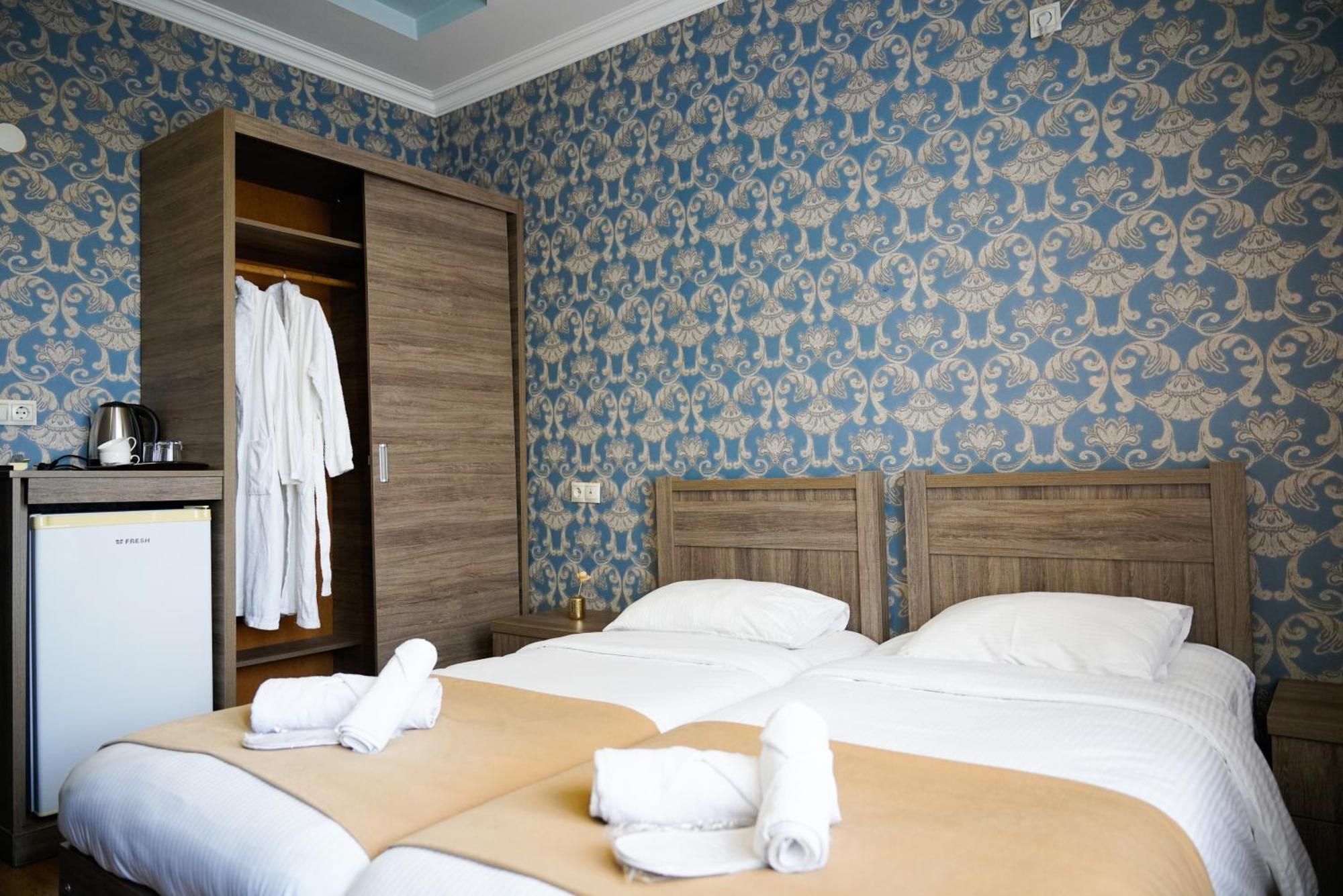 Hotel Monopoli Kutaisi Eksteriør billede